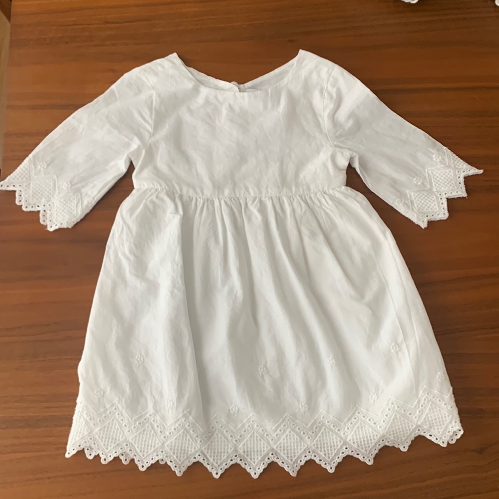 White eyelet dress Old Navy 18-24 months